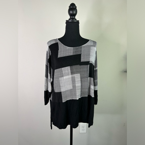 Calvin Klein Tops - Calvin Kleini ColorBlock Long Sleeve Jersey Top Gold Zipper Sleeves sz L/XL